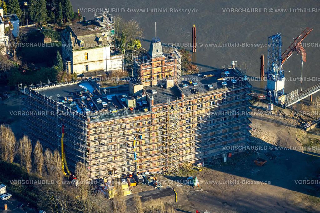 Duisburg241202404 | Luftbild, Baustelle Gebäude mit Baugerüst, Renovierung an der Plange Mühle am Fluss Rhein, Alt-Homberg, Duisburg, Ruhrgebiet, Nordrhein-Westfalen, Deutschland