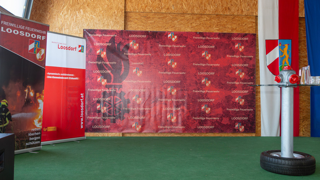 Festakt_001 | Fotodoku des Festaktes im FF-Haus Loosdorf anlässlich der Auszeichnung der Helfer und Hilfsorganisationen  der Hochwasserkatastrophe September 2024