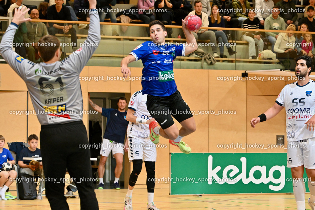 SC Ferlach vs. roomz JAGS Vöslau | #61 Kaiser Florian roomz JAGS Vöslau, #21 GARTNER Tine SC Ferlach, #5 NIKOLIC Lukas roomz JAGS Vöslau, #55 MENDONCA Eduardo Filipe Mota roomz JAGS Vöslau, SC Ferlach vs. roomz JAGS Vöslau, SC Ferlach vs. roomz JAGS Vöslau am 08.11.2025 in Ferlach (Ballspielhalle Ferlach), Austria, (Photo by Bernd Stefan)