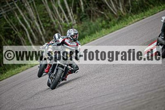 pube4260 | Professionelle Fotos von Sportveranstaltungen, aber auch Hochzeiten und anderen Events. - Realisiert mit Pictrs.com