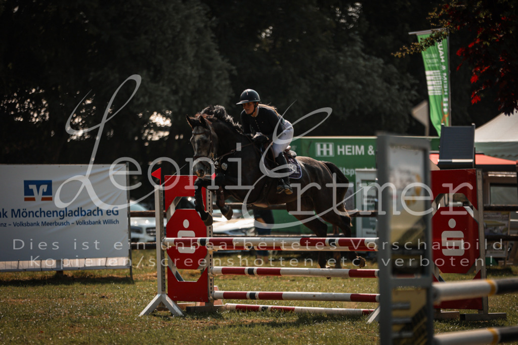 13.FrPfA00009 | Leoni Ertmer Photography - Realisiert mit Pictrs.com