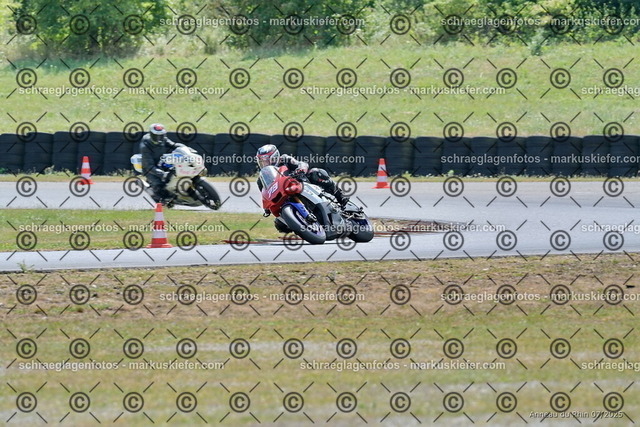 25bt04-1424 | markuskiefer.com - Realisiert mit Pictrs.com