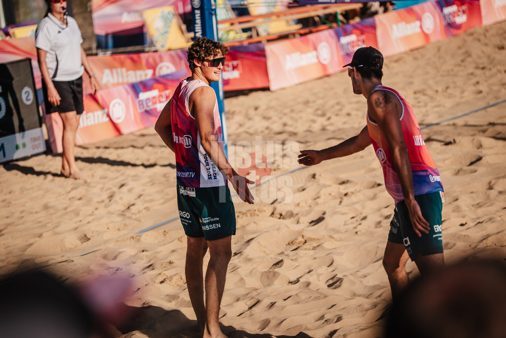 Beachvolleyball | Männer | Allianz German Beach Tour 2025 | Tourstop Düsseldorf | 09.05.2025 | v.l. Hennes Nissen und Niklas Held