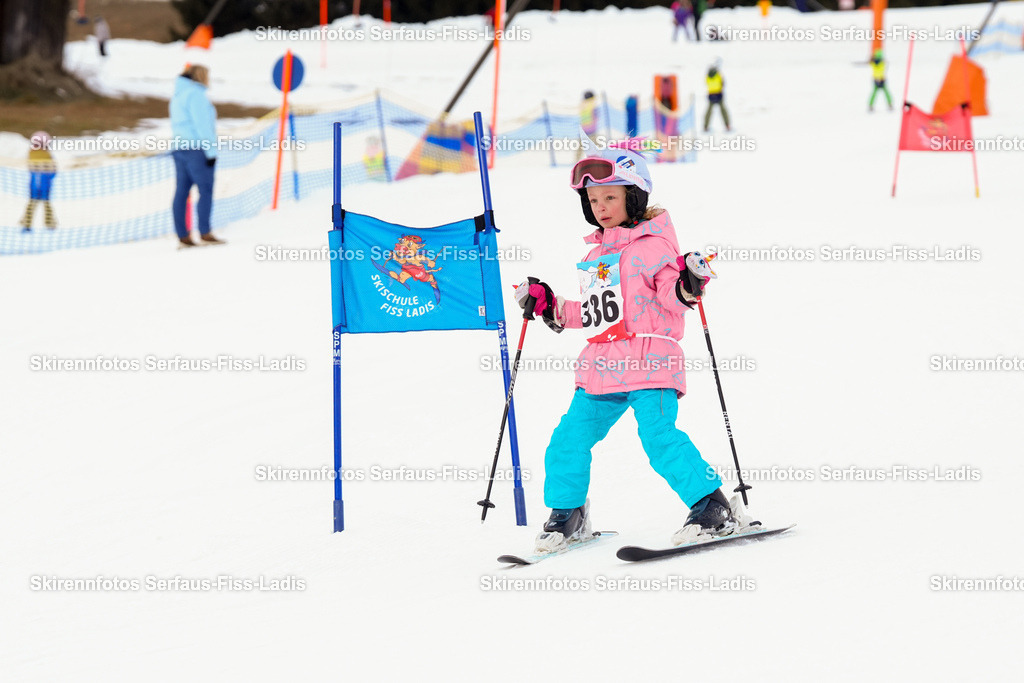 SRF_02.01.2026_0516 | Skirennfotos,Serfaus,Fiss,Ladis,Kinderskirennen,Winter,Tirol,Oberland,skirace,SFL,feelfree,weil wir's genießen,ski,Ski,skifahren,Sonnenplateau, - Realisiert mit Pictrs.com