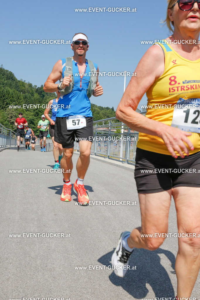 _IPS4241 | Sportfoto event-gucker Herbert Scherer