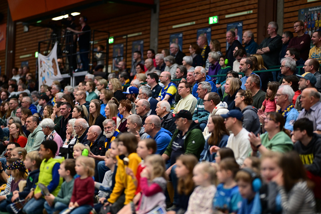 Handball I Frauen I Saison 2024-2025 I 1. HBF I 19. Spieltag I Buxtehuder SV - HSG Blomberg-Lippe I 24818 | Der Sportfotograf. - Realisiert mit Pictrs.com