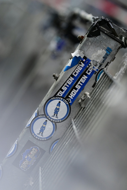 Fußball I Frauen I Saison 2025-2026 I Bundesliga I 10. Spieltag I Hamburger SV - 1. FC Nürnberg I 46525 | Symbol, Symbolfoto, Symbolbild, Sinnbild, Bildsymbol, Darstellung, Signum, Beispielbild, Musterbild, Referenzbild, Beispielfoto, Stockfoto, Archivaufnahme, Demonstrationsfoto, Vergleichsbild: Sticker, hsv, Holsten Crew - Realisiert mit Pictrs.com