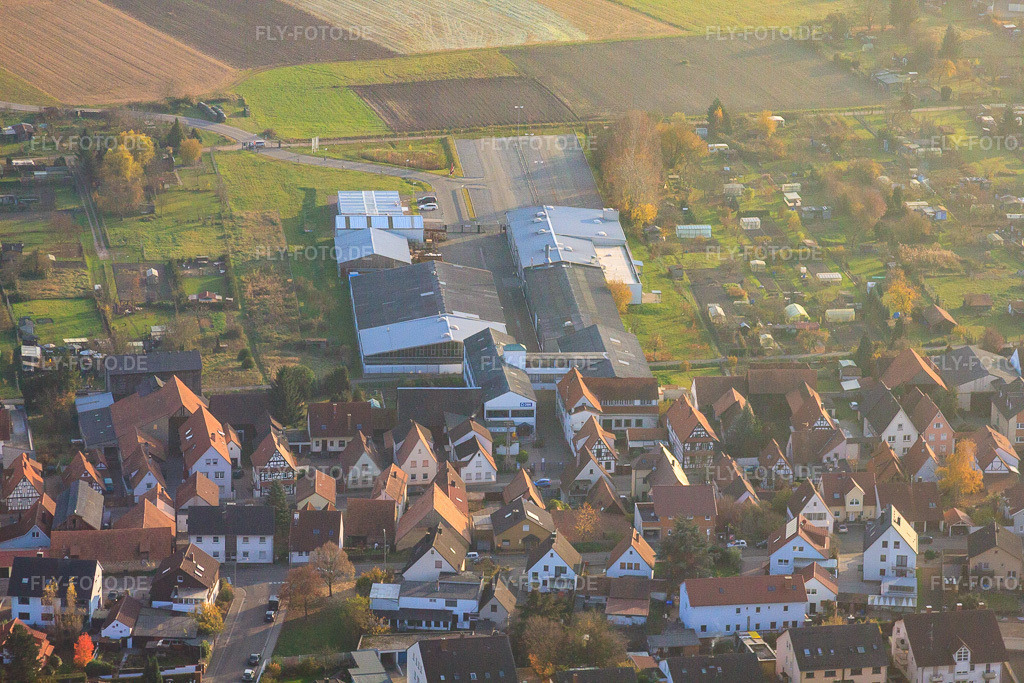Luftbild: DBK Erweiterung in den Unterkandler Gärten in Kandel im Bundesland Rheinland-Pfalz in Deutschland. Foto: IMG_46420.jpg vom 12.11.2011 durch Werner Riehm/FLY-FOTO.de