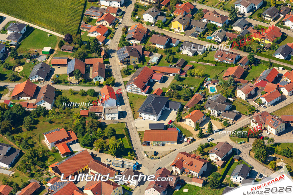 Schöne Luftaufnahme Oberindling Pocking - Die Luftaufnahme wurde 2025 vom Flugzeug heraus erstellt ( keine Drohne ) - Hochauflösende Luftaufnahme - für professionelle Ausdrucke geeignet. Die Geschenkidee !Mit Lizenz und Bildrechte bestellbar