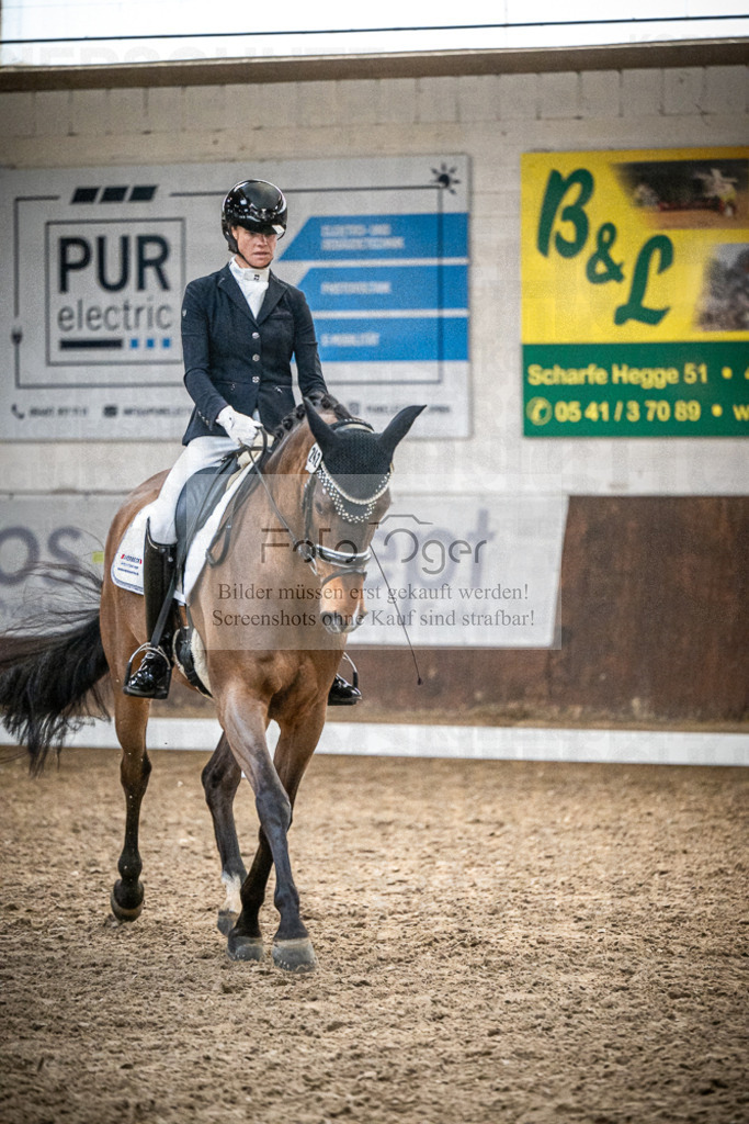 DOS_0844 | Entdecke hochwertige Reitturnierfotos von Foto Oger. Professionell, emotional und authentisch – jetzt Lieblingsmomente im Shop bestellen.Deutschlandweite Turnierfotografie. - Realisiert mit Pictrs.com
