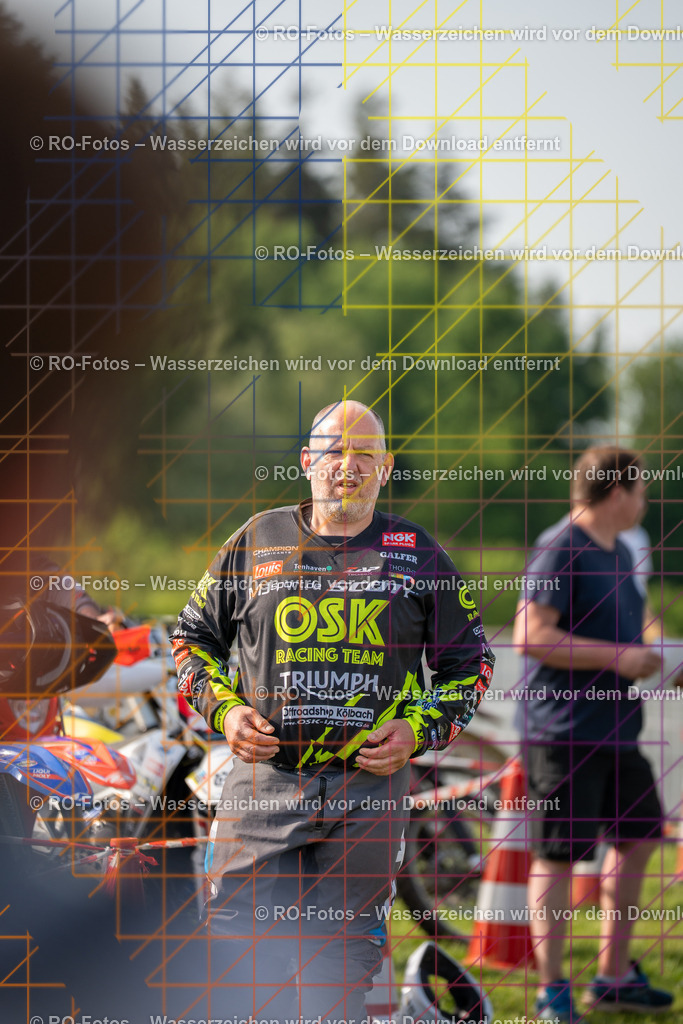 Wolfshausen 4 Lauf -33 | Sportfotografie von RO-Fotos: Motorsport, Motocross, Enduro, Laufveranstaltungen und Triathlon. Professionelle Fotos von Sportlern und Events. - Realisiert mit Pictrs.com