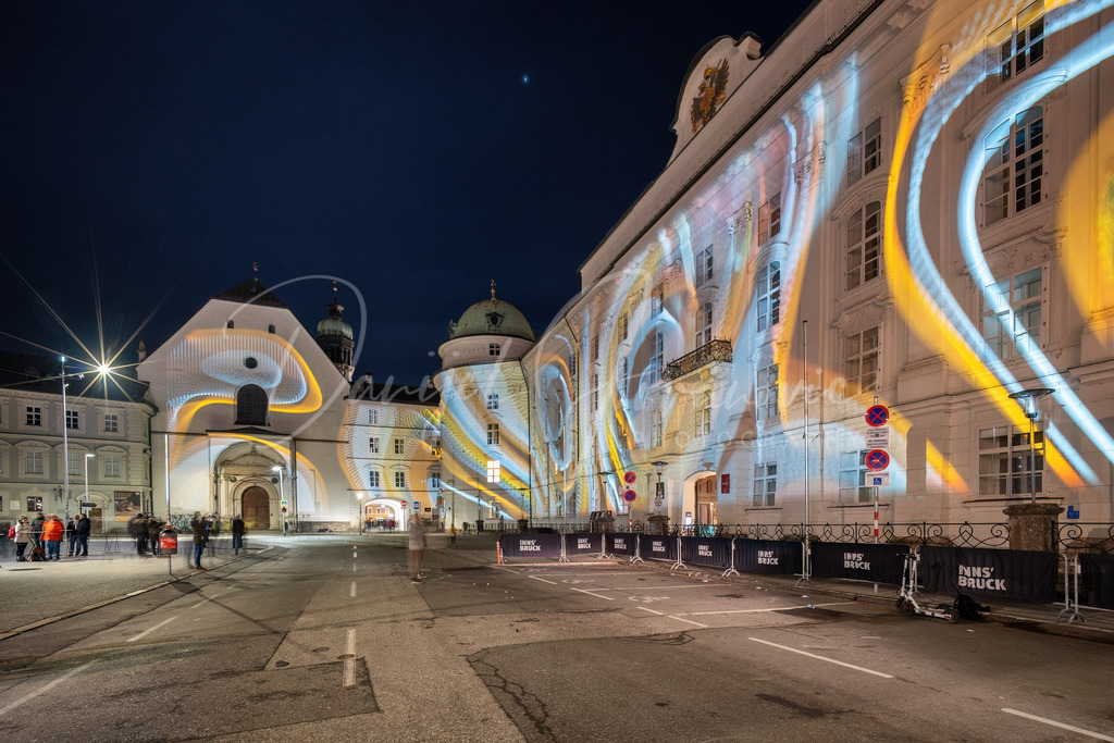 Bergsilvester | Fassadenmapping an der Hofburg zum Bergsilvester 2022