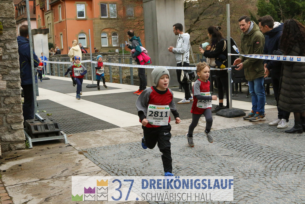 AOK JuniorCup 400m | 3Koenigslauf 2023 - Realisiert mit Pictrs.com