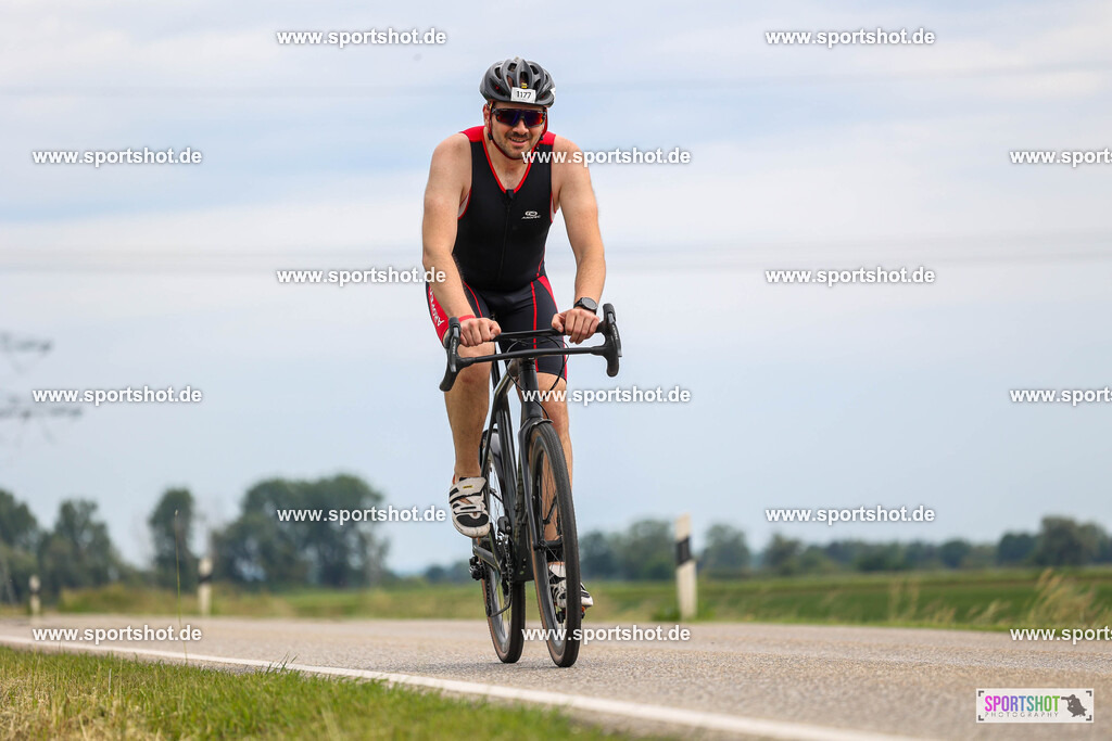 BR8A5075 | Stadttriathlon Erding 2025. #yourpictrs #sportshot_your_pictrs @Sportshotphotography #stadttriathlonerding Copyright: www.sportshot.de