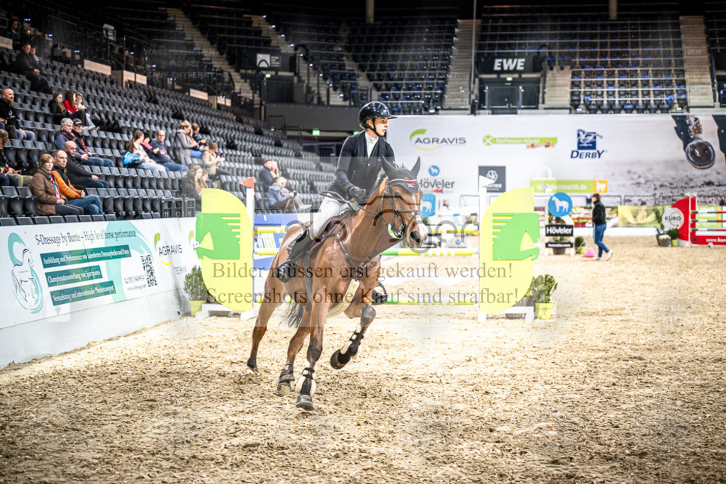 DOS_1143 | Entdecke hochwertige Reitturnierfotos von Foto Oger. Professionell, emotional und authentisch – jetzt Lieblingsmomente im Shop bestellen. - Realisiert mit Pictrs.com