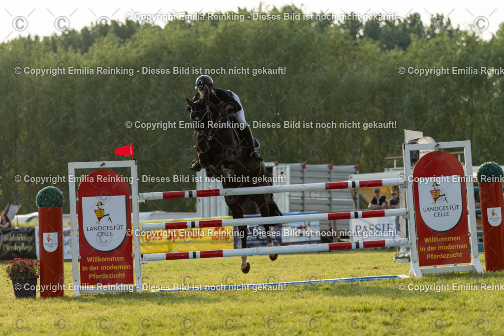 CL5A1407 | Emilia Reinking Fotografie - Realisiert mit Pictrs.com