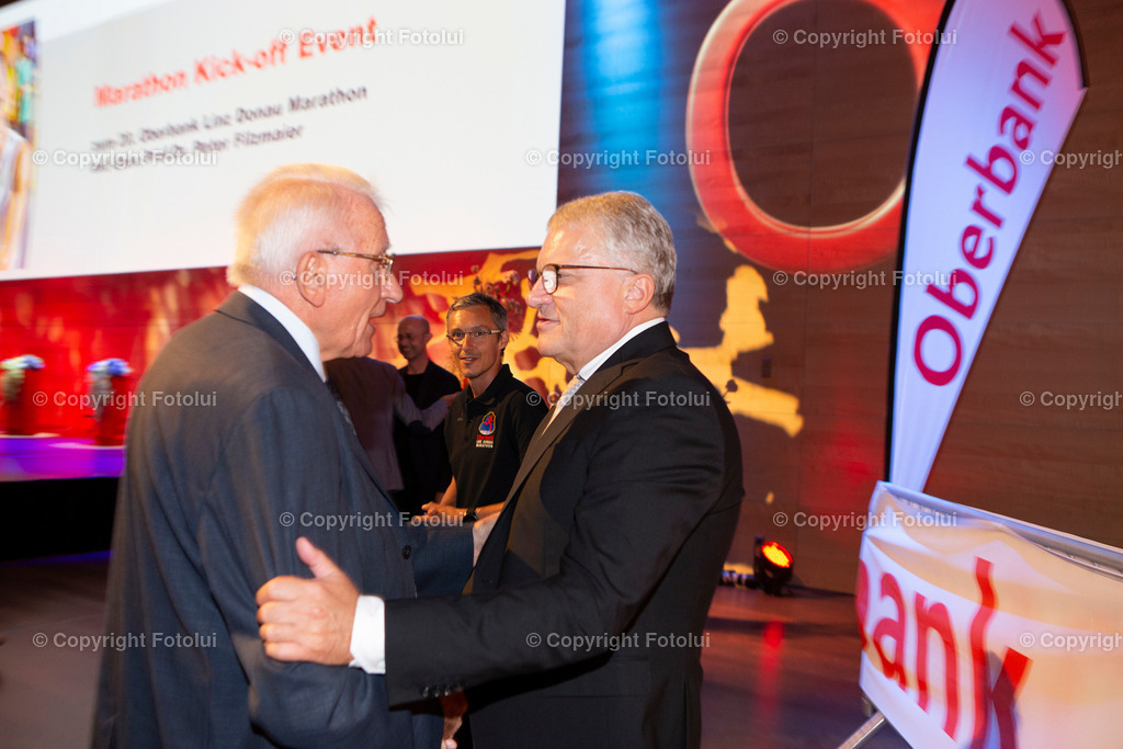 MARATHONKICKOFFEVENT_23 | bilder, linz, photo, foto, fussball, sport, fotolui, bundesliga
