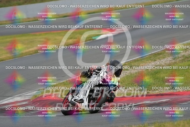2025_09_01_PBK_42373 | Sportfotografie; SlowMotion; Video; Rennstrecke; Hafeneger; RSE; Speer; Trackday; Motorsportarena; Hockenheimring; Brno; Most; Barcelona; Valencia, Benny; Kaetzmer;