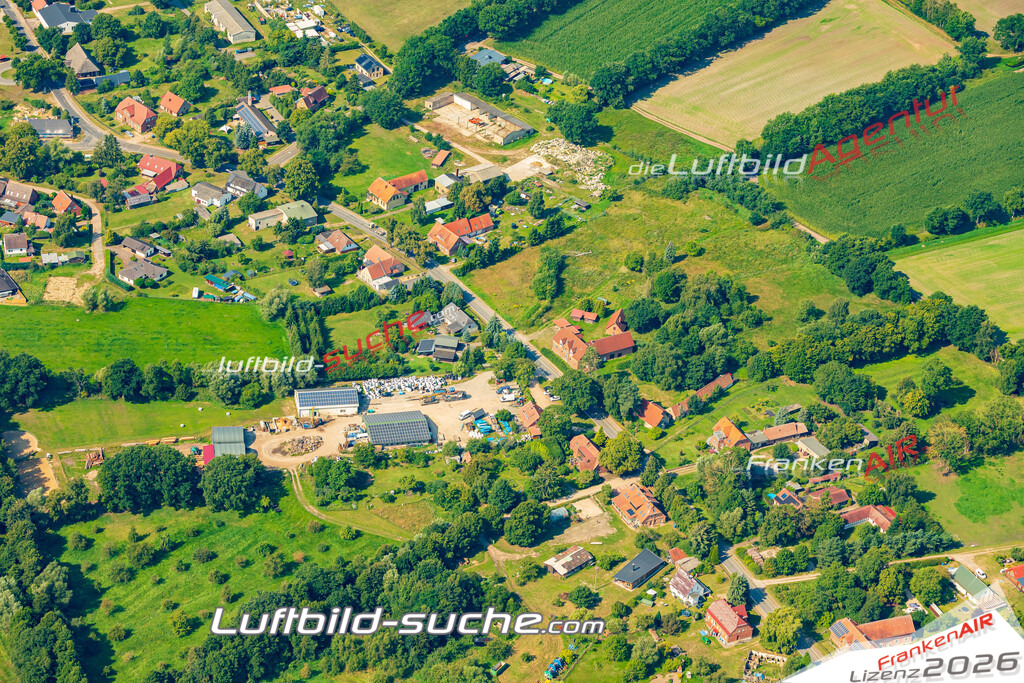 Neue Luftbildaufnahme der Stadt Hoort - Das Luftbild wurde 2025 vom UL-Flugzeug heraus erstellt ( keine Drohnenaufnahme ) - Hochauflösende Luftaufnahme - für Wandbilder und großformatige Ausdrucke geeignet. Das besondere Geschenk!Hier alle&nbsp;Infos zur Lizenzierung der LuftaufnahmeWir fliegen auch dieses Jahr wieder in Ihre Region um Luftbilder zu erstellen.- Luftbild anfragen