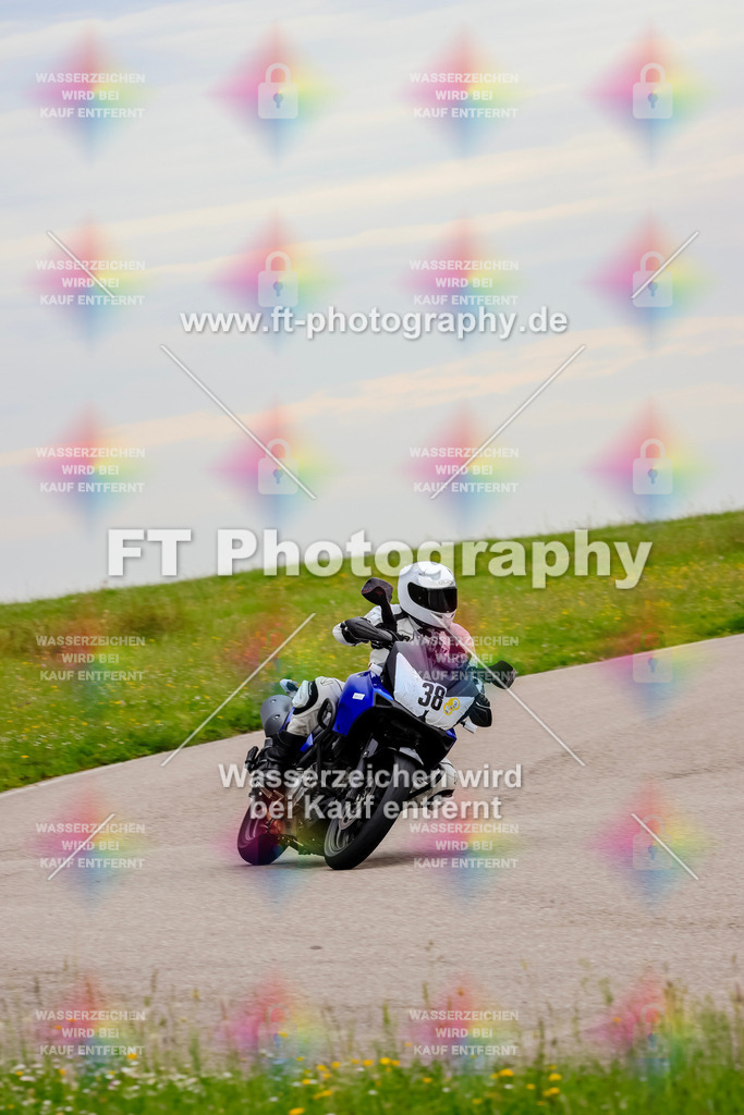 MotoTeam-1815 | Hier findet Ihr Bilder von Touristenfahrten auf der Nürburgring Nordschleife oder von anderen Veranstaltungen die ich besucht habe. Viel Spass beim Durch Schauen 