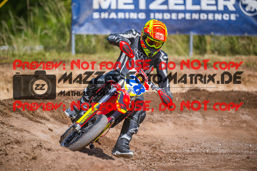 MaZZes_FotoMatrix_220619_1399 | S3