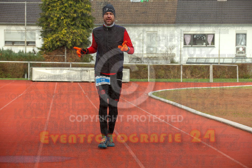 230129_1125_EX1_4896 | Sportfotografie im Rhein-Sieg Kreis, Köln, Bonn, NRW, Rheinland Pfalz, Hessen, etc. Unser Tätigkeitsfeld umfasst den Laufsport vom Volkslauf über den Marathon, Duathlon, Triathon bis zum Ultralauf wie Kölnpfad Ultra oder Schindertrail.