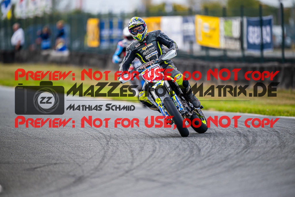 MaZZes_FotoMatrix_231001_4222 | S4