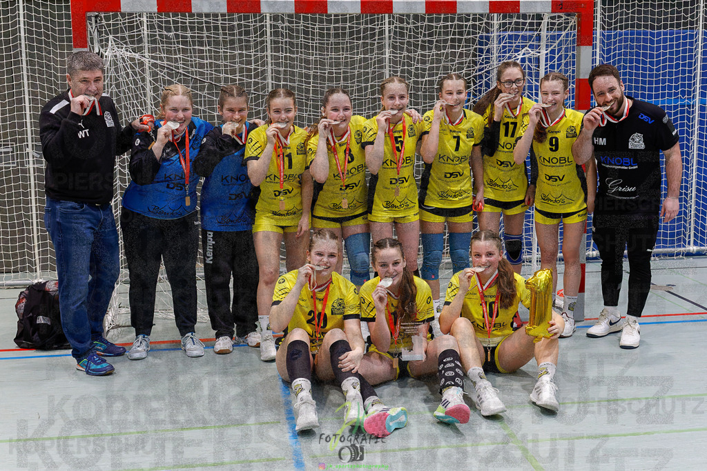 Hessenmeisterschaft wJC - Finale; HSG Kleenheim - HSG Weiterstadt/ Braunsh.Worf. | Hessenmeisterschaft wJC - Finale; HSG Kleenheim - HSG Weiterstadt/ Braunsh.Worf. am 22.03.2025 in Biedenkopf (Sporthalle Lahntalschule)Photo © 2025 - Jörg Heinrich - Realisiert mit Pictrs.com