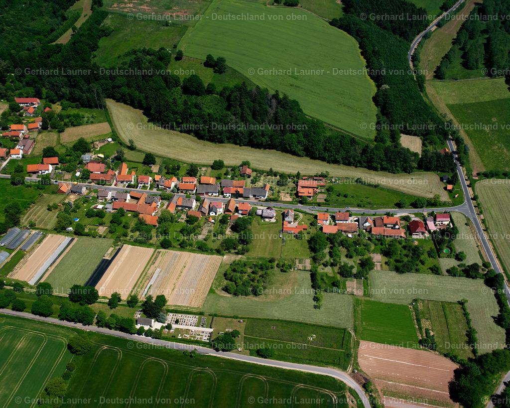 2634361 | SILKERODE 16.06.2006 Dorf - Ansicht an der Dorfstraße in Silkerode im Bundesland Thüringen, Deutschland. // Village view on street Dorfstrasse in Silkerode in the state Thuringia, Germany. Foto: Gerhard Launer