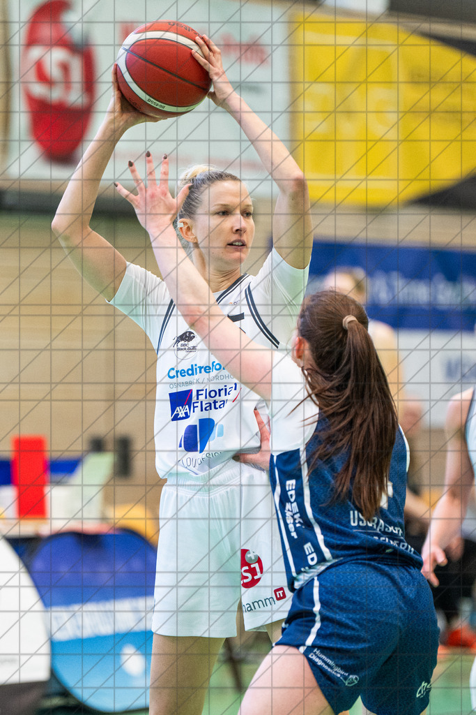 2. DBBL Nord 25/26 | PlayOff 1/4-Finale Spiel 1 | BBC Osnabrück vs. USC Bascats Heidelberg | 19.04.26: 2. DBBL Nord 25/26 | PlayOff 1/4-Finale Spiel 1 | BBC Osnabrück vs. USC Bascats Heidelberg / Osnabrück / Deutschland  //   CREDIT:www.bullenfotos.de, Martin König, Hörner Weg 40, D-49078 Osnabrück, +4917663732967 // Nutzung und Weitergabe nur zu den vereinbarten Zwecken. Presseanfragen an Ersteller. Alle Rechte beim Ersteller. Honorierung nach MFM. - Realisiert mit Pictrs.com