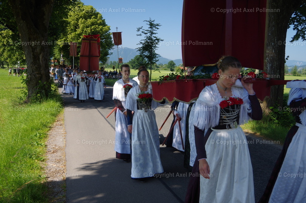 IMGP4768 | fotografiert von Axel PollmannLeonhardi Wallfahrt Benediktbeuern und Murnau, Fronleichnam, Fasching, Landschaft im Loisachtal und Benediktbeuern  - Realisiert mit Pictrs.com