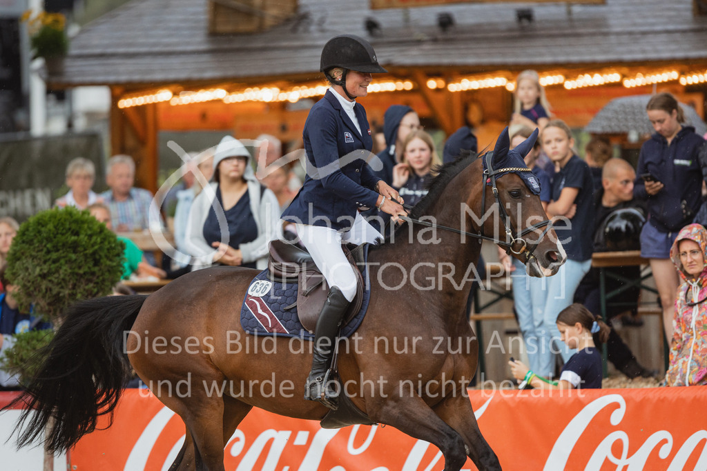 220729_BHO_GT_M2-Spr_2-761 | Deine schönsten Turniermomente als professionelle Fotos! Entdecke hochwertige Pferdesport-Fotografie im Online-Shop. Jetzt Fotos finden & bestellen!