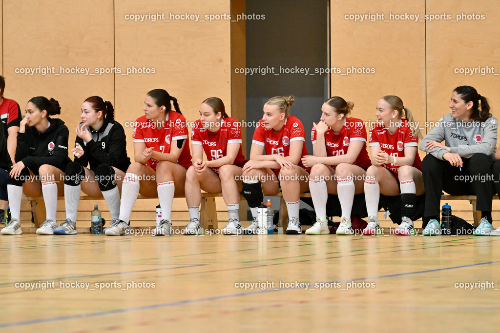 SC Ferlach vs. WAT Atzgersdorf | Spielerbank WAT Atzgersdorf, SC Ferlach vs. WAT Atzgersdorf, SC Ferlach vs. WAT Atzgersdorf am 12.05.2024 in Ferlach (Ballspielhalle Ferlach), Austria, (Photo by Bernd Stefan)