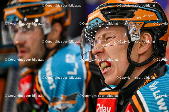 AUT, ICE, Black Wings Linz (AUT) vs Asiago Hockey (ITA) | 01.10.2024, Eishalle Linz, AUT, ICE Eishockey Liga, Black Wings Linz (AUT) vs Asiago Hockey (ITA), im Bild Niklas Bretschneider of Steinbach Black Wings Linz// ICE win2day Hockey League Match between Black Wings Linz (AUT) vs Asiago Hockey (ITA) in Linz, Austria on 2024/10/01