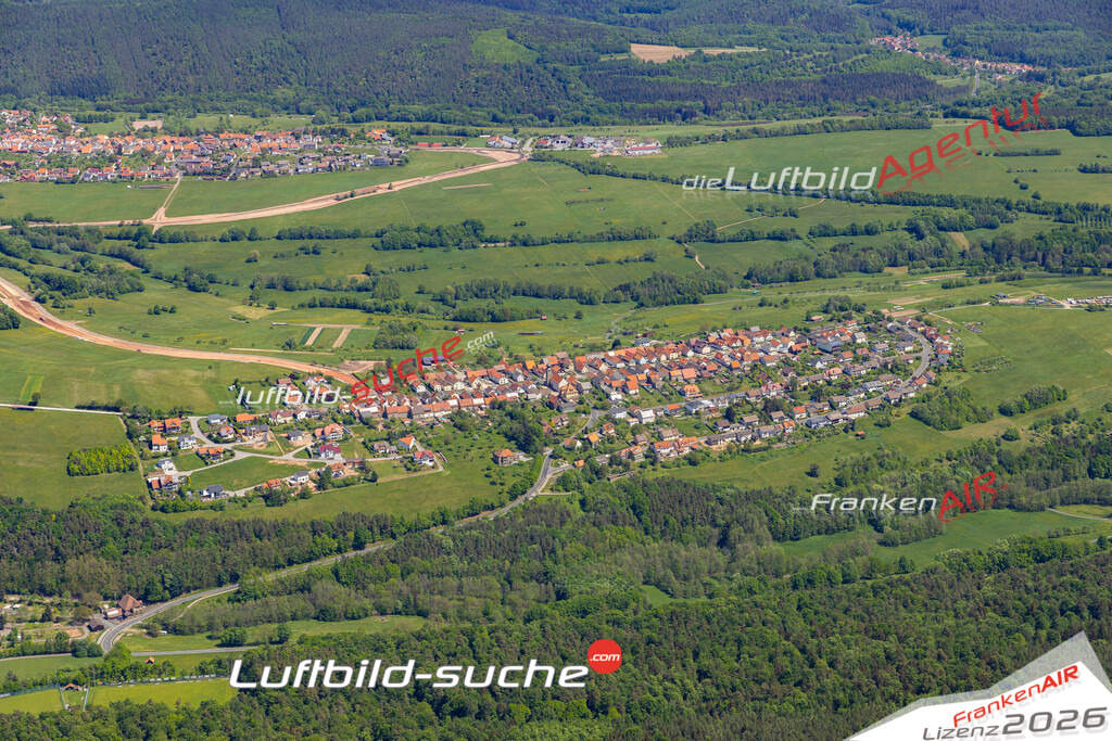 Die Luftaufnahme Waldberg - Sandberg wurde 2022 vom Flugzeug aus (keine Drohne) erstellt. Hohe Auflösung -für große Poster und Wandbilder geeignet - Garantiert!
