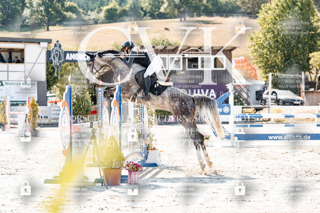 CK908555 | Turnierfotografie Pferdefotografie Trier Rheinland-Pfalz Pferdesport Reitsport Tierfotografie Sportfotografie Pferdevideo Pferdevideografie Equestrianvideography equestrianphotography  - Realisiert mit Pictrs.com