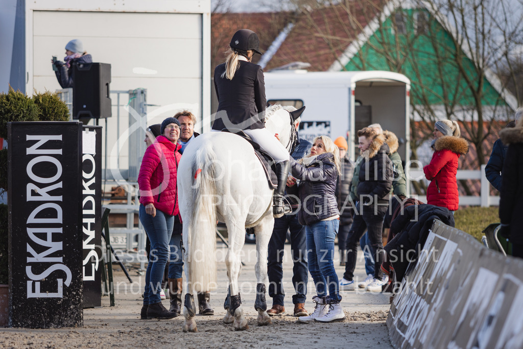 220402_HF-Laar_M2-Springen-438 | SEASON OPENING 2022
Herford Laar
03.04.2022
13 Springprfg.m.steigenden Anforderungen Kl.M**