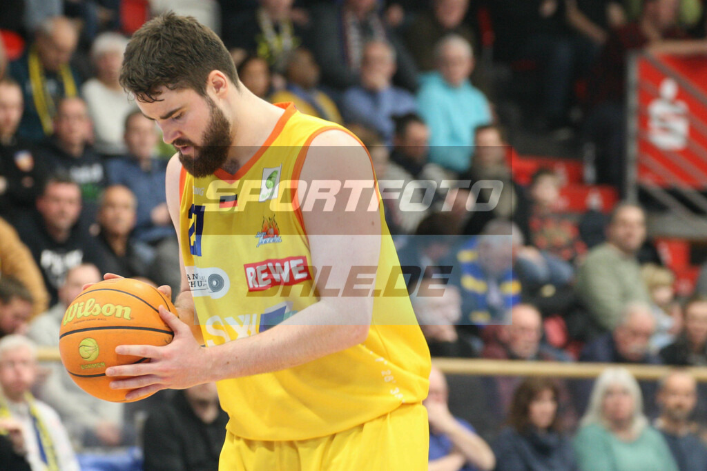 Phoenix Hagen - Dresden Titans | Tim Uhlemann - © Sportfoto-Sale (MK) - Realisiert mit Pictrs.com