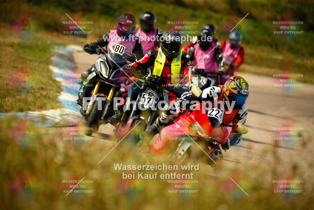 _MOT6600 | Hier findet Ihr Bilder von Touristenfahrten auf der Nürburgring Nordschleife oder von anderen Veranstaltungen die ich besucht habe. Viel Spass beim Durch Schauen 