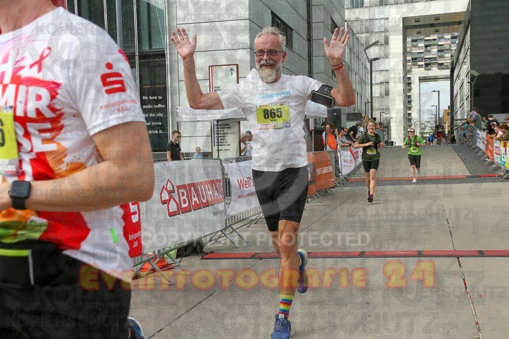 250920_1523_EX1_9191 | Sportfotografie im Rhein-Sieg Kreis, Köln, Bonn, NRW, Rheinland Pfalz, Hessen, etc. Unser Tätigkeitsfeld umfasst den Laufsport vom Volkslauf über den Marathon, Duathlon, Triathon bis zum Ultralauf wie Kölnpfad Ultra oder Schindertrail.