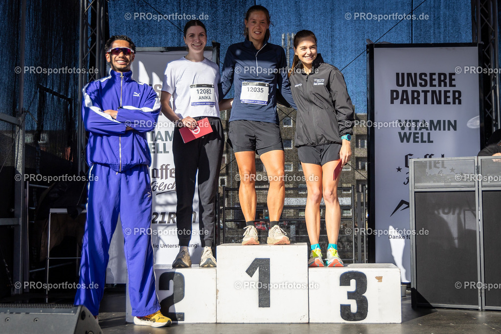 44. Kölner Brückenlauf; Koeln, 14.09.25 | Impressionen vom 44. Kölner Brückenlauf am 14.09.25 am Schokoladenmuseum in Koeln. Foto: BEAUTIFUL SPORTS/Leah Kohring