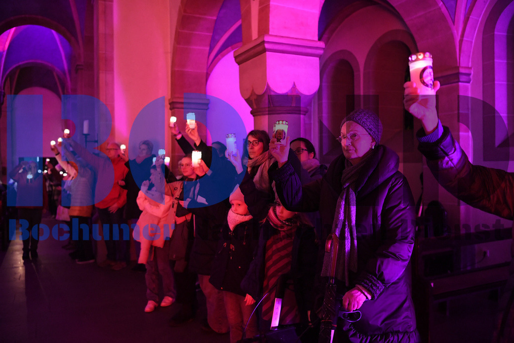 Aussendung Friedenslicht Bochum | {headline}



(Foto: Christian Schnaubelt / BOND)

 - Realisiert mit Pictrs.com