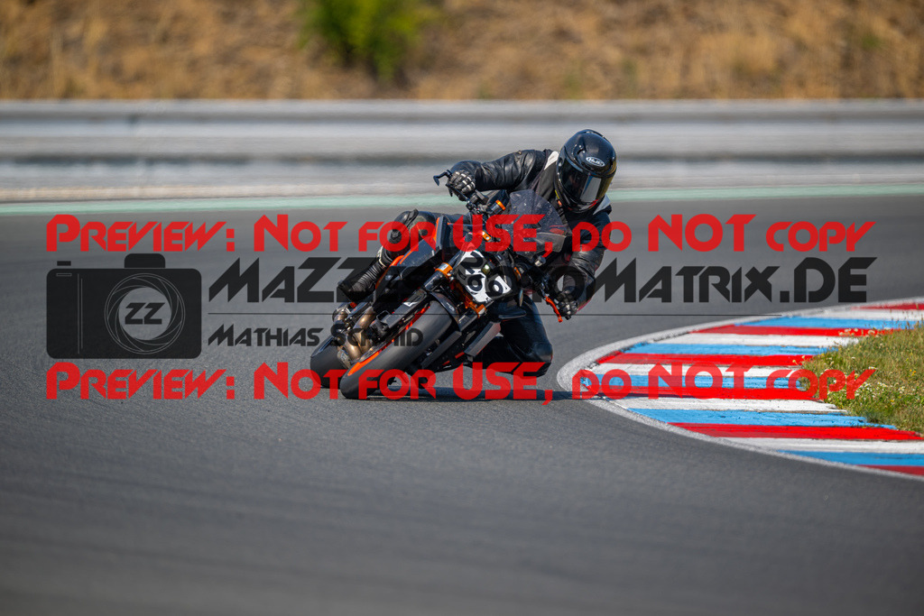 MaZZes-Fotomatrix-20260805-527975 | OPEN