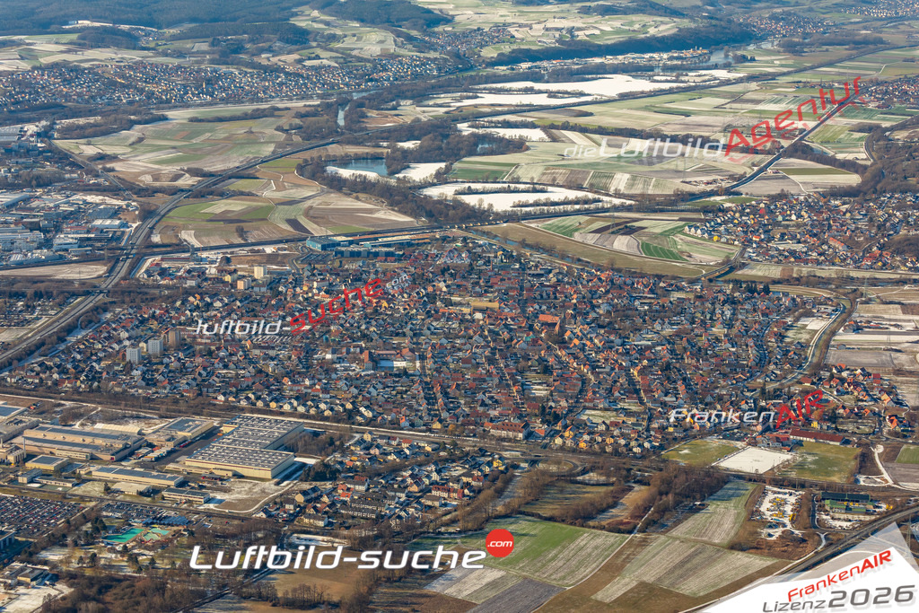 Das Luftbild der Stadt Hallstadt wurde 2019 vom Flugzeug heraus erstellt (keine Drohne) Aufnahmehöhe ca.400 Meter- hohe Auflösung- beste Druck-Qualität garantiert!
