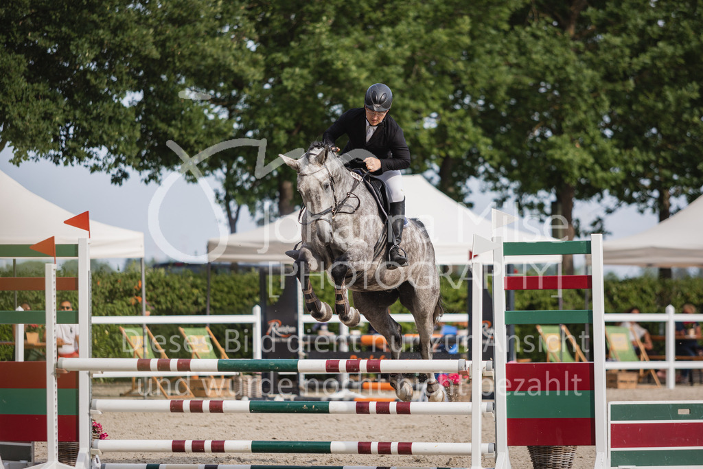 230616_Lemwerder_SprPf-Ageschl-810 | Deine schönsten Turniermomente als professionelle Fotos! Entdecke hochwertige Pferdesport-Fotografie im Online-Shop. Jetzt Fotos finden & bestellen!