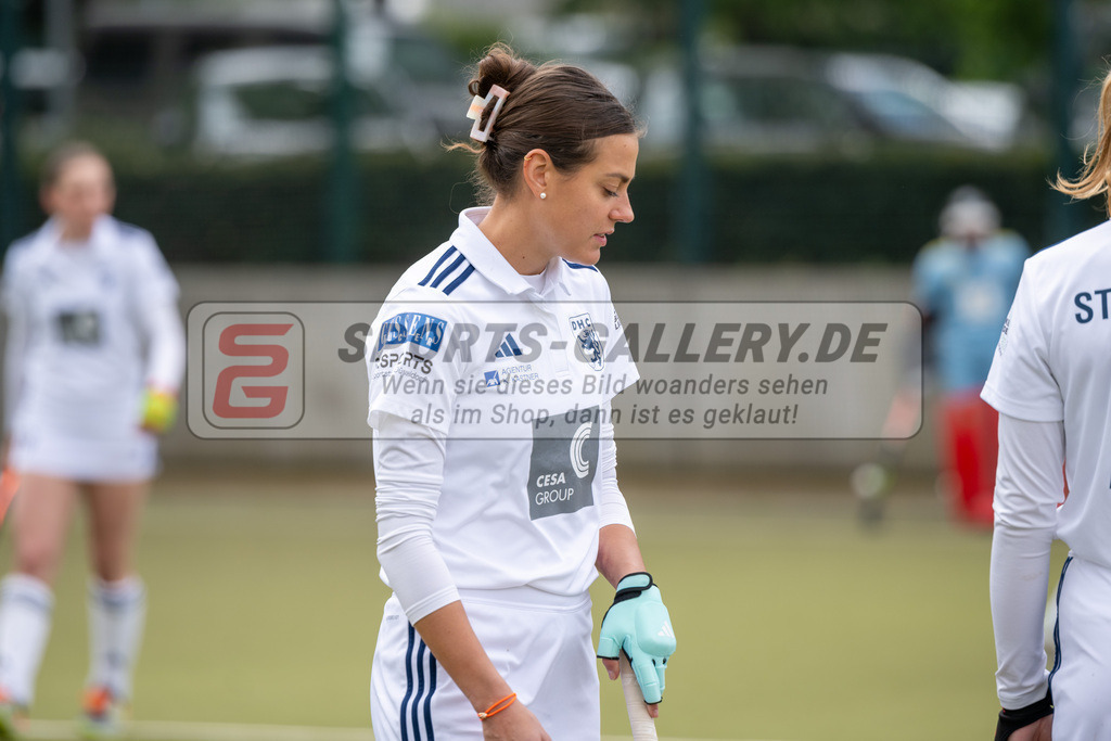 SFE_20240421_0004 | Düsseldorf, Deutschland, 21.04.2024: Selin Oruz (Düsseldorfer HC) in Aktion waehrend des Spiels der Feldhockey 1. Bundesliga Damen zwischen Düsseldorfer HC - Münchener SC im Düsseldorfer Hockeyclub 1905 e.V. am 21.04.2024 in Düsseldorf, Deutschland. (Foto von Stephan Fehrmann)

Düsseldorf, Germany, 21.04.2024: Selin Oruz (Düsseldorfer HC) in action during the game of Feldhockey 1. Bundesliga Damen between Düsseldorfer HC - Münchener SC in Düsseldorfer Hockeyclub 1905 e.V. at 21.04.2024 in Düsseldorf, Deutschland. (Foto from Stephan Fehrmann)