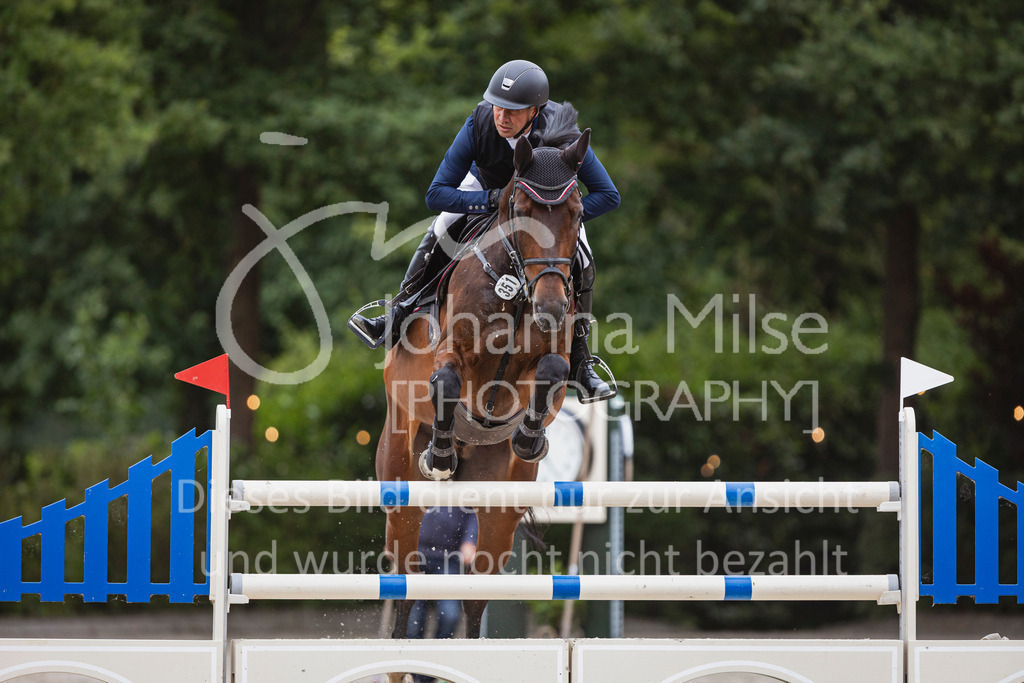 240614_Lemwerder_S1-Springen-513 | Deine schönsten Turniermomente als professionelle Fotos! Entdecke hochwertige Pferdesport-Fotografie im Online-Shop. Jetzt Fotos finden & bestellen!