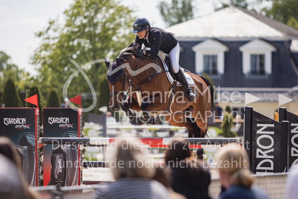 230519_MayDays_M__-Spr-923 | Deine schönsten Turniermomente als professionelle Fotos! Entdecke hochwertige Pferdesport-Fotografie im Online-Shop. Jetzt Fotos finden & bestellen!