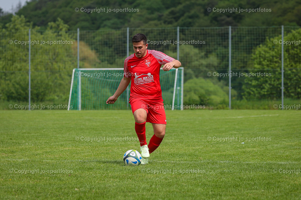 BQ3I6799 | 21.05.2023; Kreisoberliga West; Rasenplatz Medenbach; SSV Medenbach - SG Türk-Ata/Türkgücü Wetzlar; Ergebnis: 1:2 (1:0)