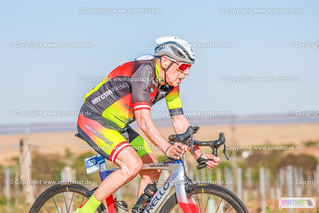 760_AR6_8348 | Neusiedlersee Radmarathon 2026@sportshot_your_pictrs #yourpictures#roadtowm2029 #nrm #neusiedlerseeradmarathon #neusiedlersee #neusiedlerseetourismus #burgenland #mörbisch #nrm26 #burgenlandtourismus #voglundco #poweredbyburgenlandtourismus #radsport #rad #marathon #ucigranfondo #visitburgenland #ucigranfondoworldseries